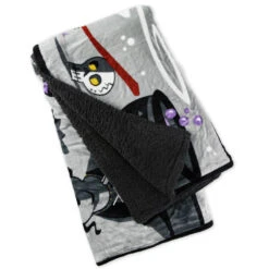 Hallmark Disney Hocus Pocus Black Flame Candle Blanket, 50x60 -Hallmark Shop Hocus Pocus Black Flame Candle Fleece Blanket 1HGN1506 02
