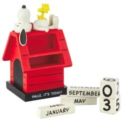 Hallmark Peanuts® Snoopy Smile Perpetual Calendar -Hallmark Shop Peanuts Snoopy on Doghouse Smile Perpetual Calendar 1PAJ2127 03