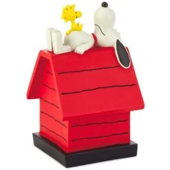 Hallmark Peanuts® Snoopy Smile Perpetual Calendar -Hallmark Shop Peanuts Snoopy on Doghouse Smile Perpetual Calendar 1PAJ2127 04